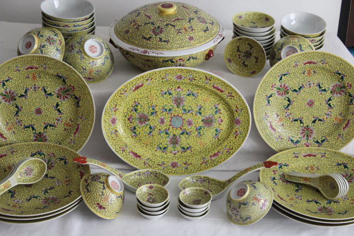 Chinese Imperial Famille Jaune Porcelain Set Serveware: The beautiful Famille Jaune Serveware has 57 pieces. Eight dinner plates measure 26 cm in diameter. Serving platter measures 34 by 25 cm. Huge Soup Tureen measures 28 cm in diameter and 16 cm in heigh