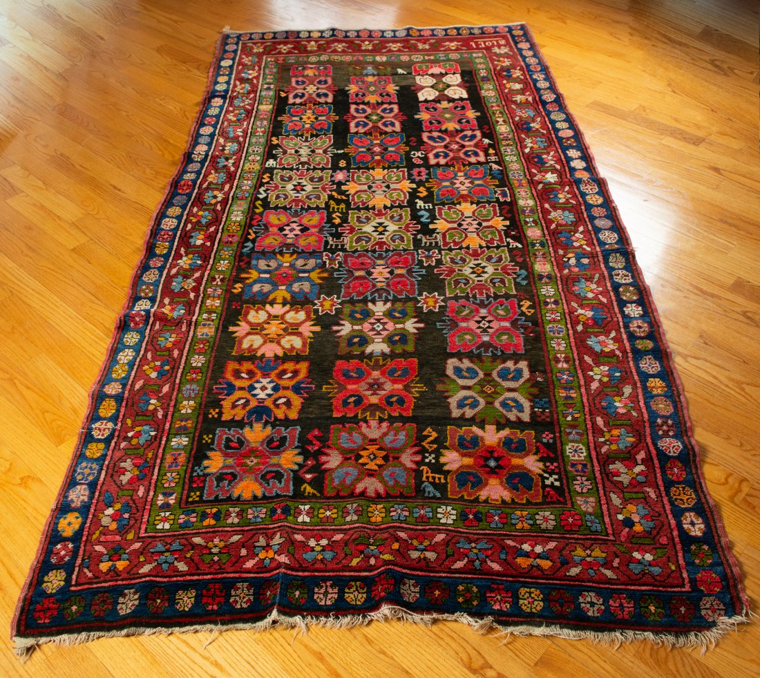 Large Armenian Carpet 1907 signed Armenian letters. (1 of 10)