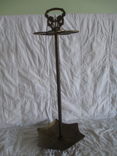 Brass Umbrella Stand: Brass Umbrella Stand