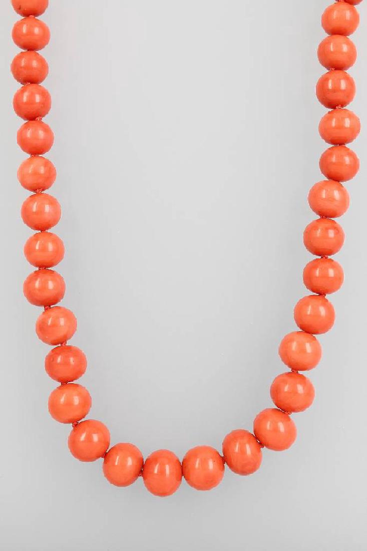 Necklace with coral (1 of 1)