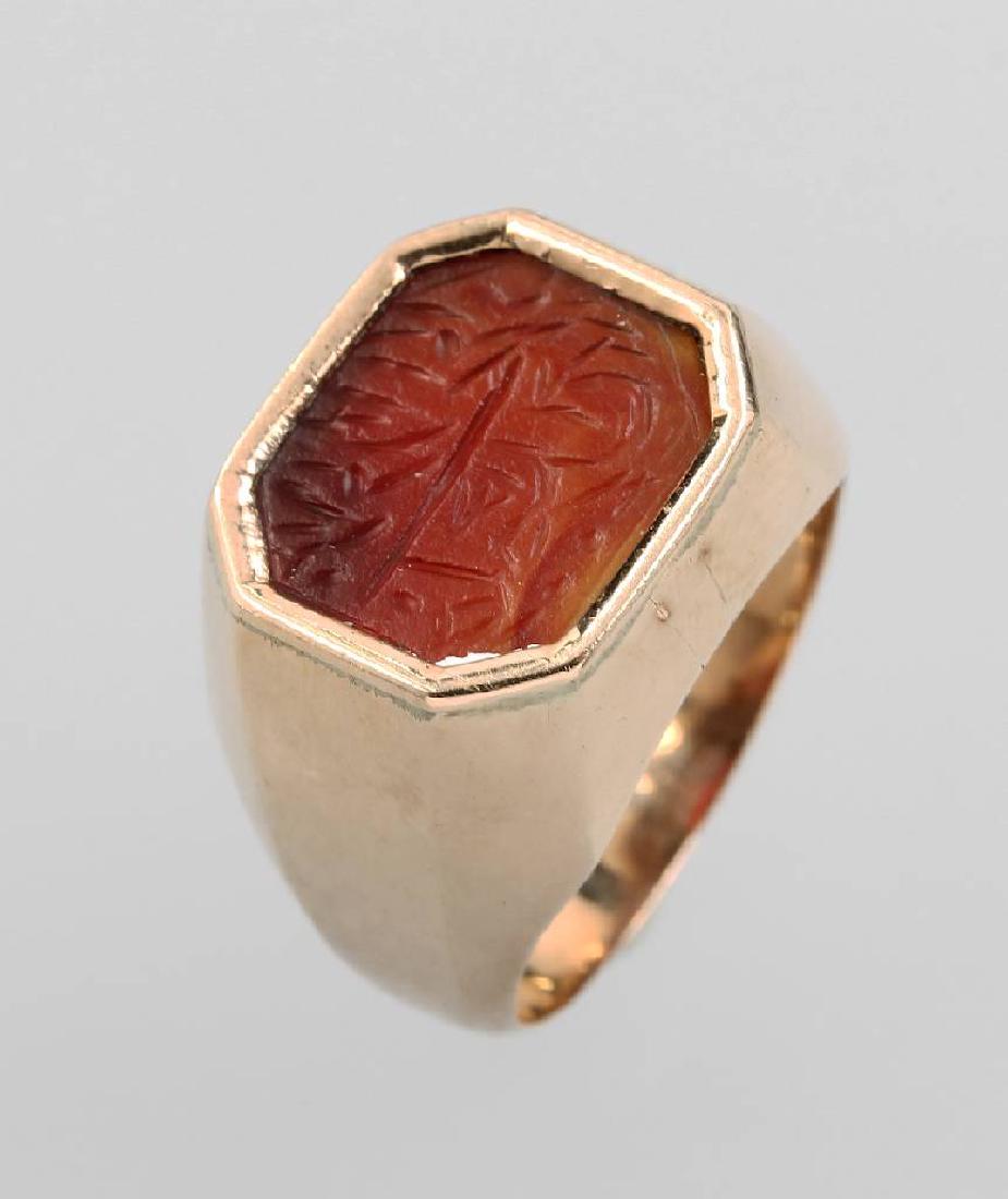 14 kt gold signet ring with carneliangem (1 of 1)