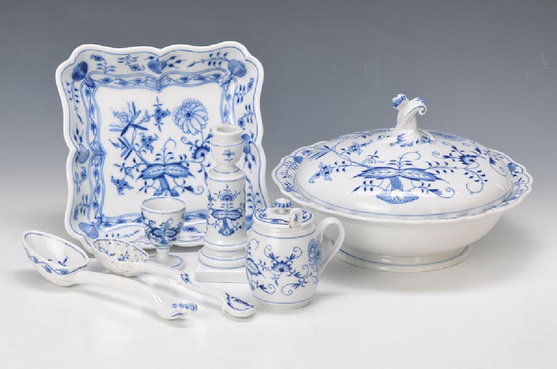 Meissen Blue Onion Pattern: 11 parts Meissen Blue Onion Pattern, 1.H.20th c., 2. choice, Lidded bowl D. approx. 26.5cm, 4 egg cups, mustard pot with spoon, Strainer spoon, spoon, Candlestick , 2 square bowls, traces of usage