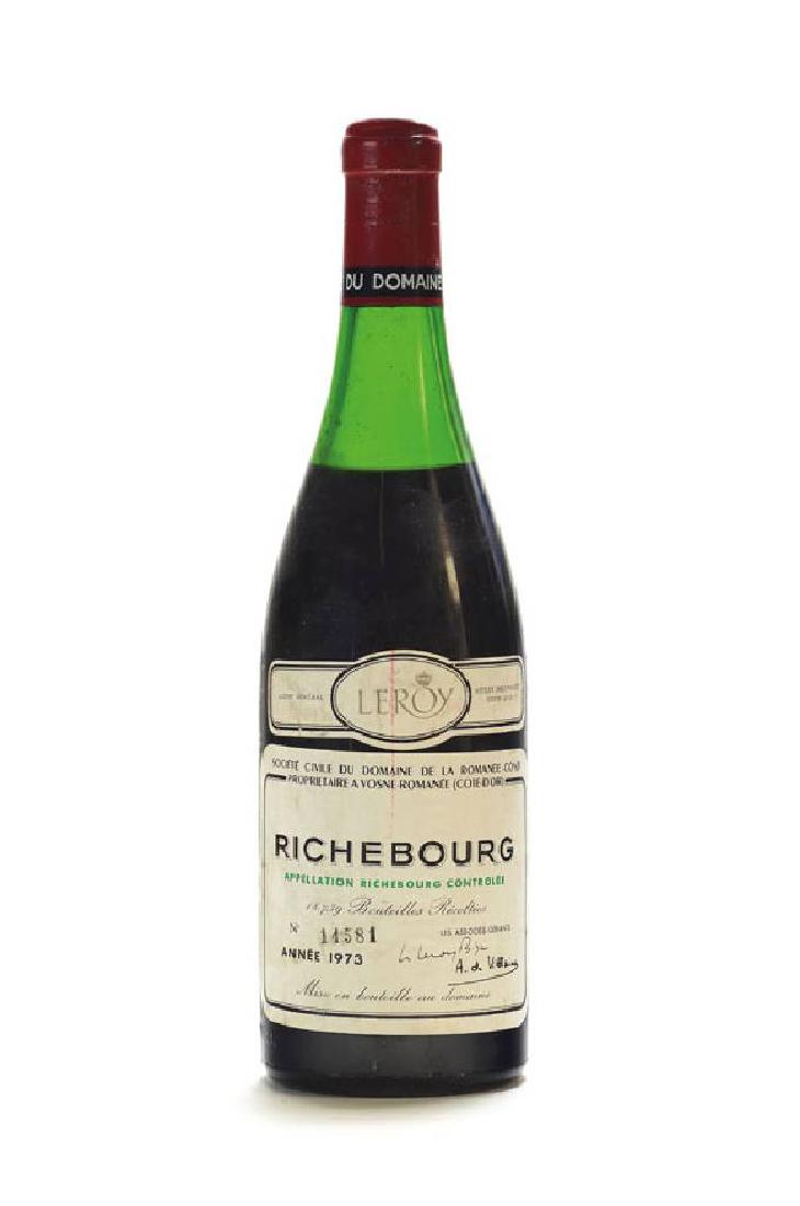 1 bottle 1973 La Romanee Conti: 1 bottle 1973 Domaine de La Romanee Conti Richebourg, Cote D'Or, Leroy, approx 75 cl, not tasted, distance between capsule and wine:approx 4,9 cm, very rarely on offer, absolutely collectible, capsule