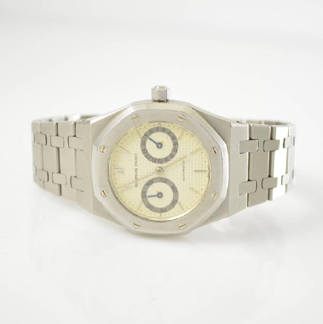 AUDEMARS PIGUET Royal Oak wristwatch with day & date (1 of 5)