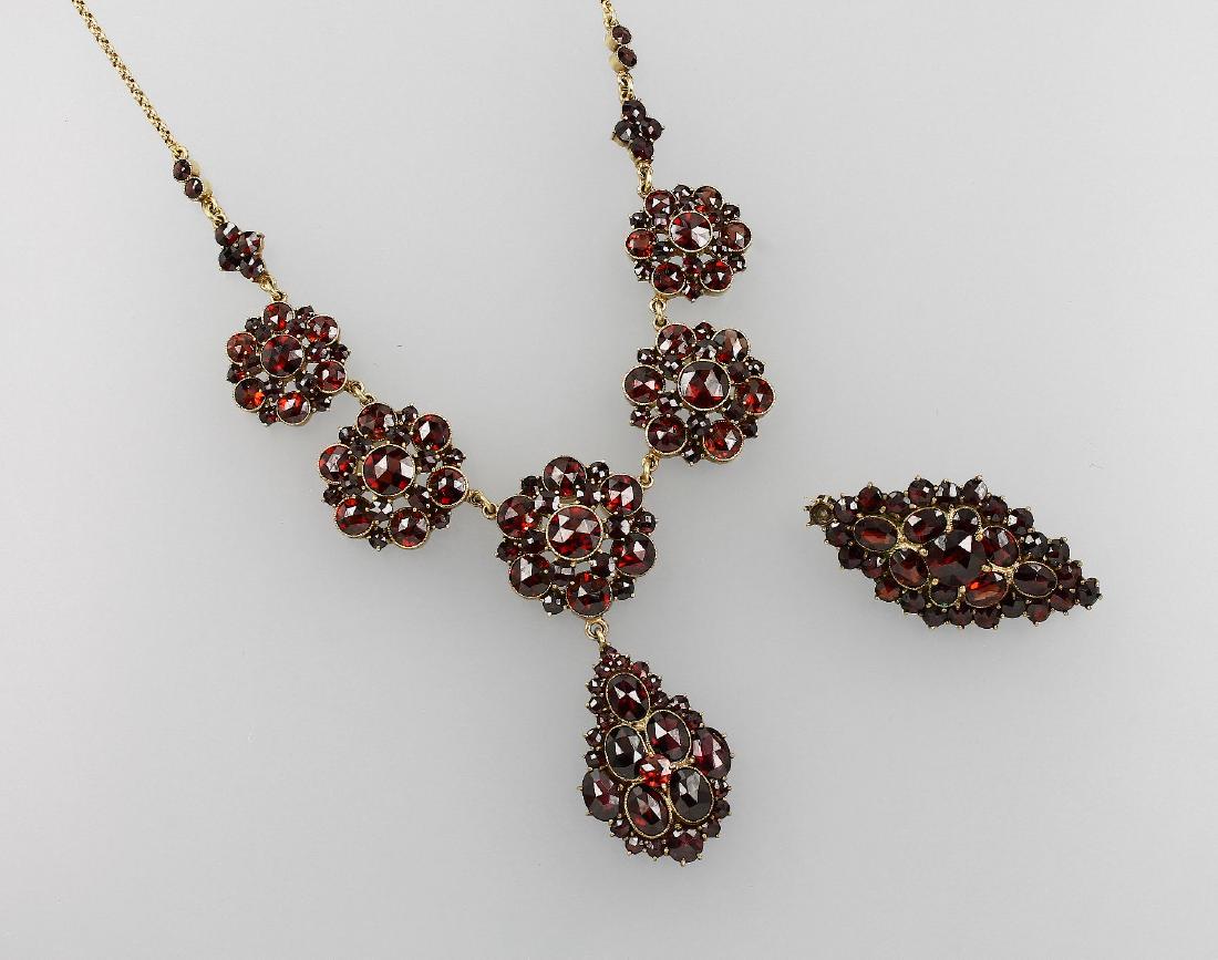 Lot jewelry with garnets (1 of 1)