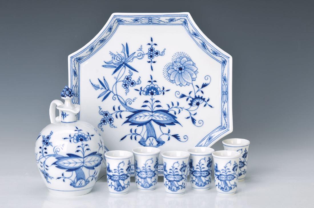 Schnaps-Set, Meissen, 2. H. 20. th c., blue Blue Onion (1 of 1)