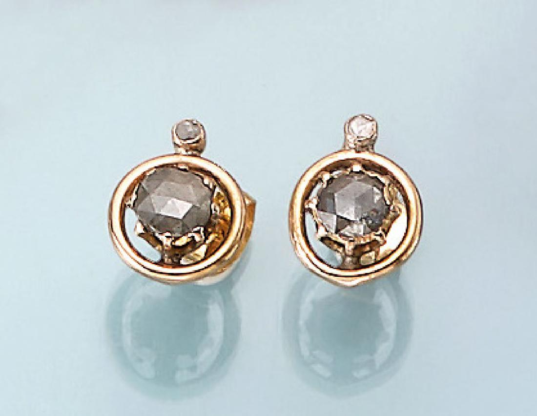 Pair of 14 kt gold earrings with diamonds (1 of 1)