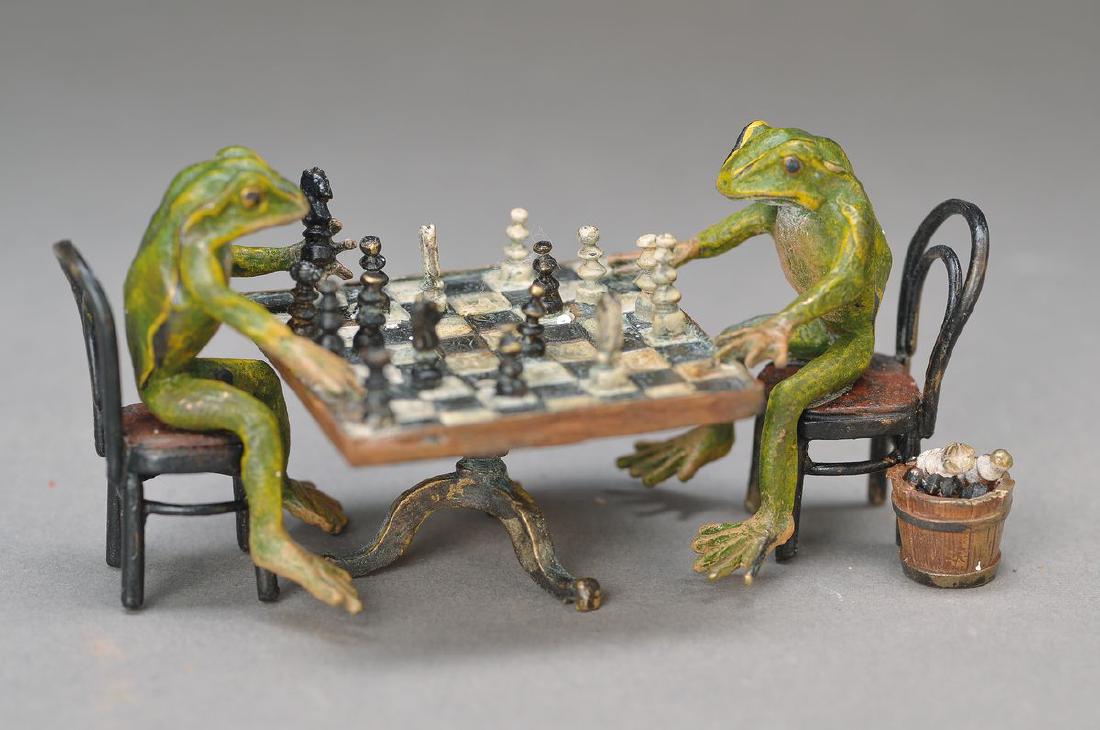 Vienna Bronze, 2.H.20.th. century, frogs playing (1 of 1)
