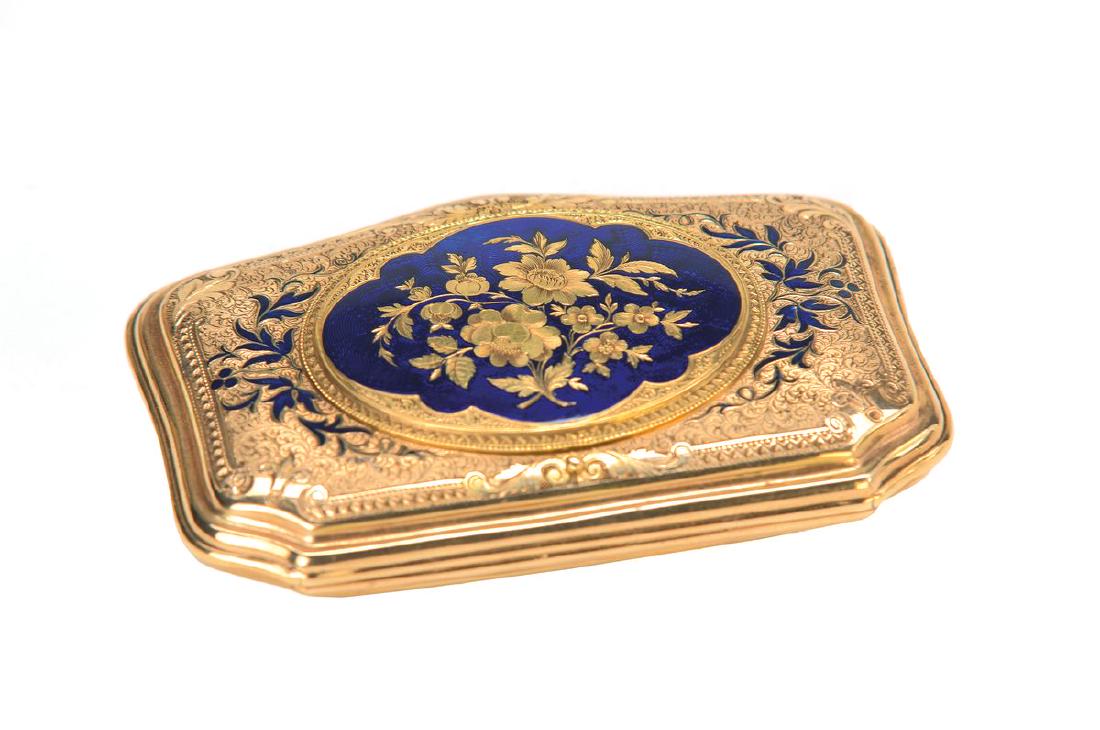 small Portemonnaie with clock, German, around (1 of 2)