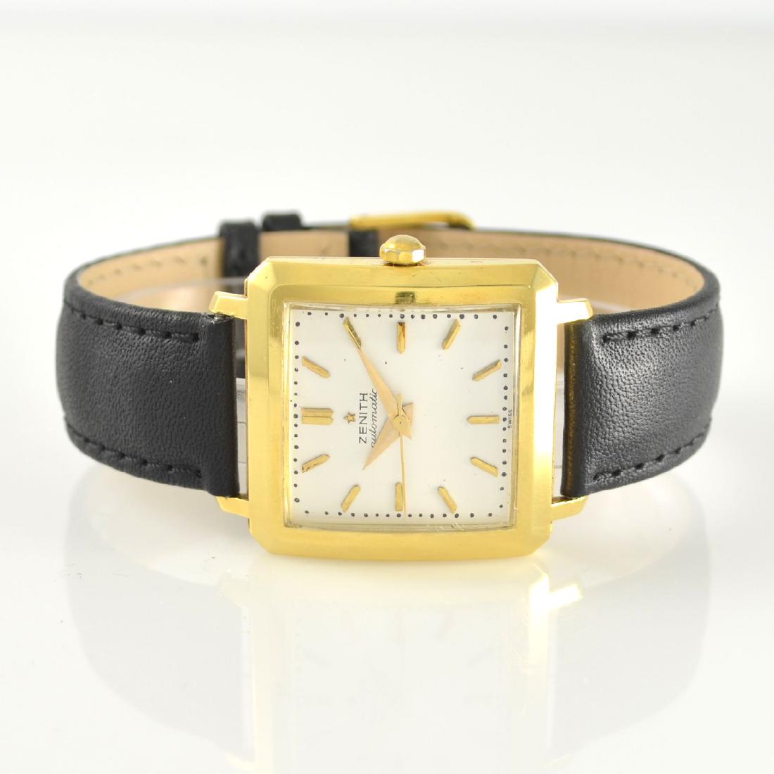 ZENITH rare 18k gold, bumper automatic gents wristwatch: ZENITH rare 18k yellow gold gents wristwatch with bumper automatic calibre 133.8, Switzerland around 1955, square case, snap on case back, dial with gilded raised hour- indexes restored, gold coloured