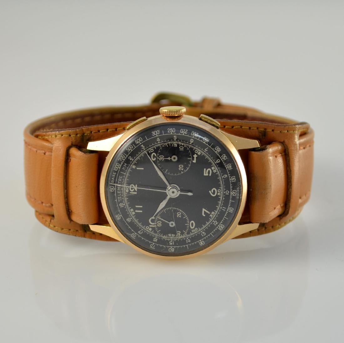 Chronograph in 18k pink gold, Switzerland around 1950: Chronograph in 18k pink gold, Switzerland around 1950, manual winding, snap on case back, black dial with Roman numerals & tachometer graduation, silvered hands, calibre Landeron, 17 jewels, watch not