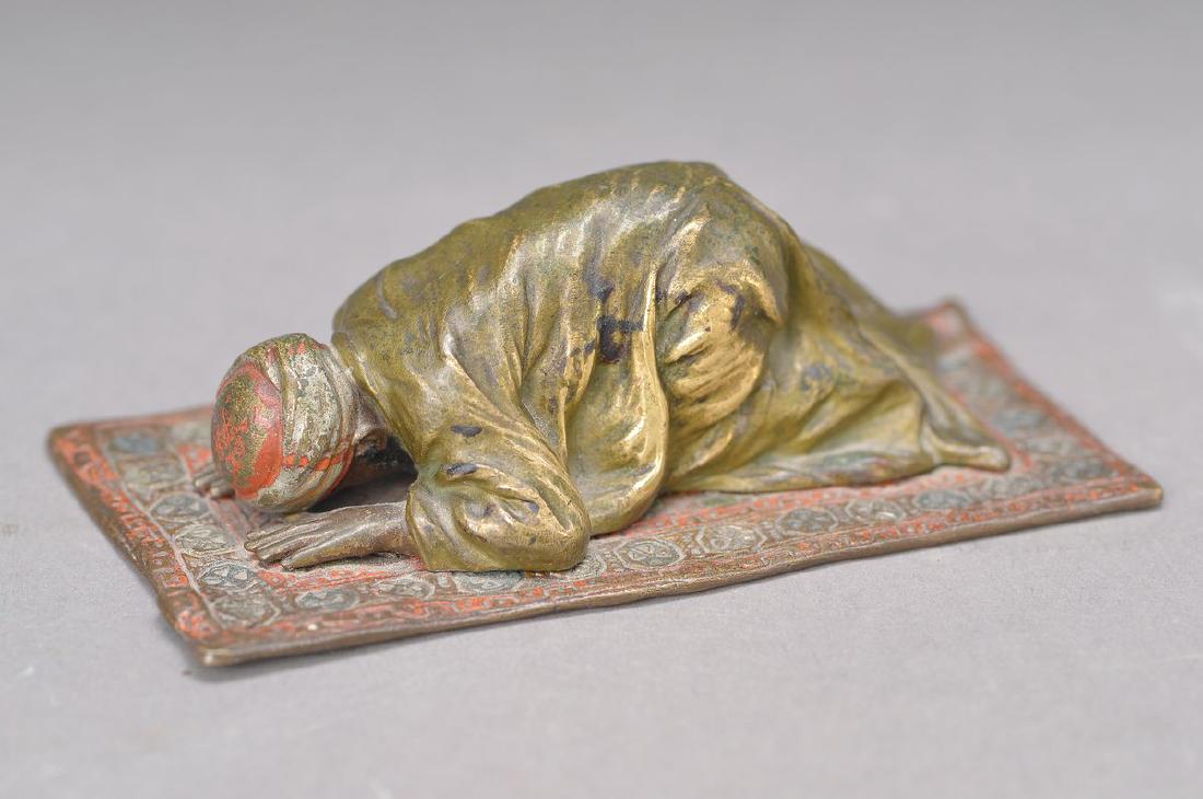 Vienna Bronze, around 1900, praying Moslem on his (1 of 1)