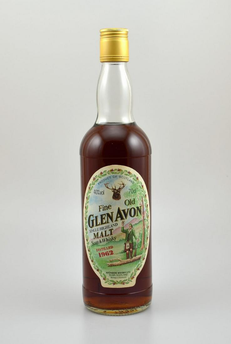 1 bottle 1962 Fine Old Glen Avon Single Highland Malt: 1 bottle 1962 Fine Old Glen Avon Single Highland Malt Scotch Whisky, bottled by Avonside Whisky Ltd., approx 70 cl, 40 % Vol.,probably 33 Years Old, probably bottled in 1995, very good condition of th