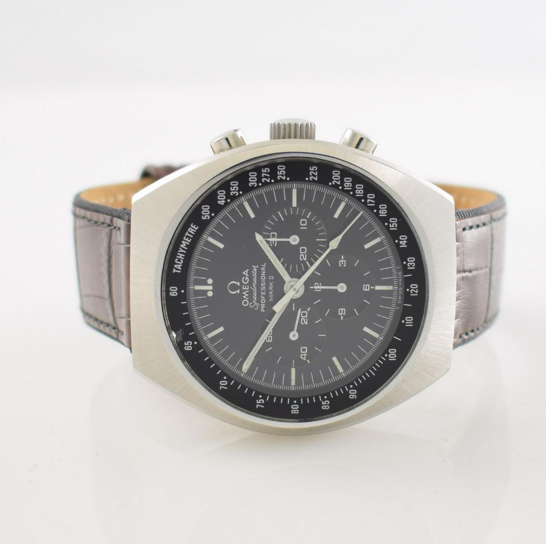 OMEGA Speedmaster Mark II gents wristwatch: OMEGA Speedmaster Mark II gents wristwatch with chronograph in steel, Switzerland around 1969, manual winding, screwed down case back, reference 145.014, mineral glass with tachymeter-scale, black dia