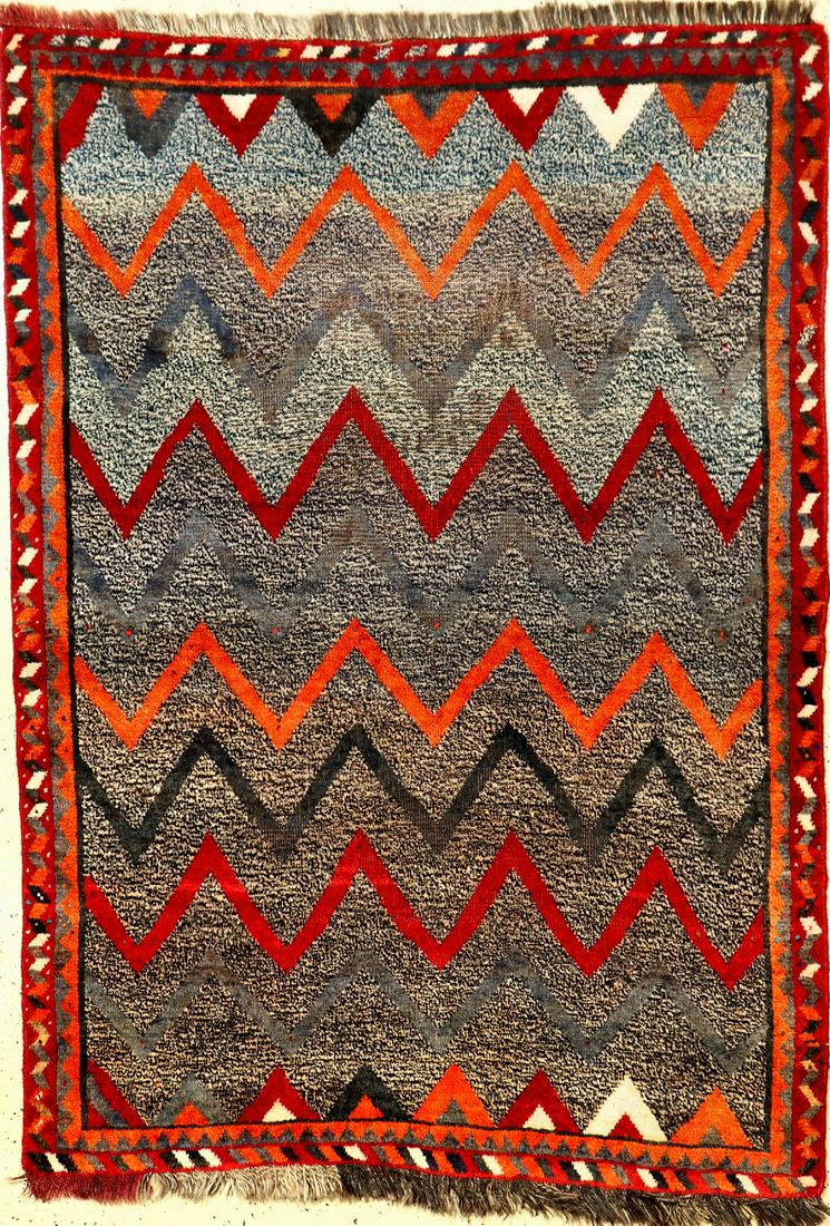Gabbeh Rug (Salt & Pepper Ground),: Gabbeh Rug (Salt & Pepper Ground), Persia, circa 60 years old, wool/wool, approx. 165 x 118 cm, condition: 3. Special-Auction: Antique, old and decorative rugs & carpets. Please ask for condition-repo