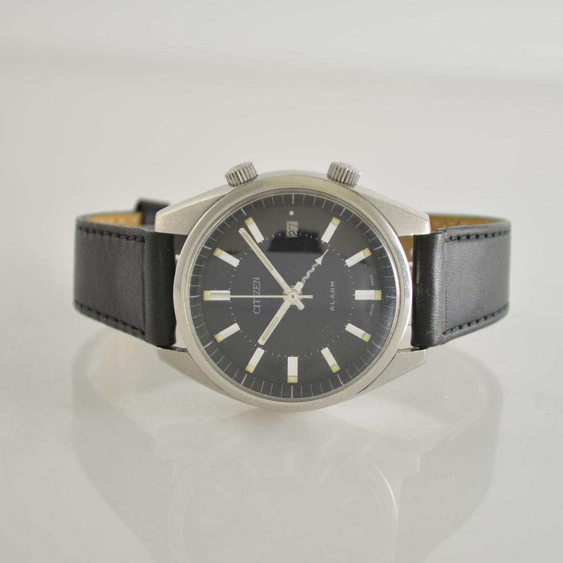 CITIZEN gents wristwatch reference 63-7092 with alarm: CITIZEN gents wristwatch reference 63-7092 with alarm, Japan around 1970, manual winding, stainless steel-case, snap on case back, black dial with raised luminous indexes in good condition, luminous h