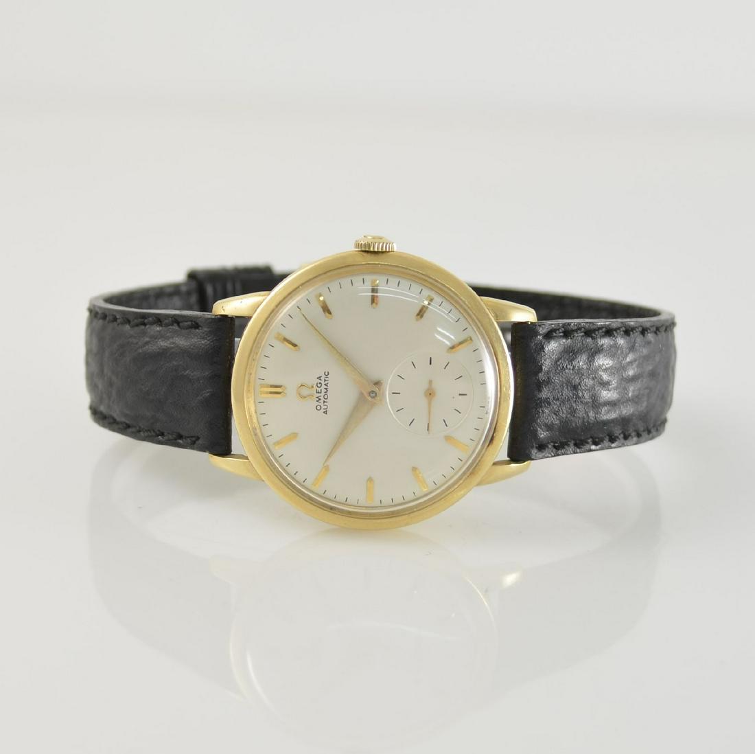 OMEGA wristwatch with bumper automatic (1 of 8)