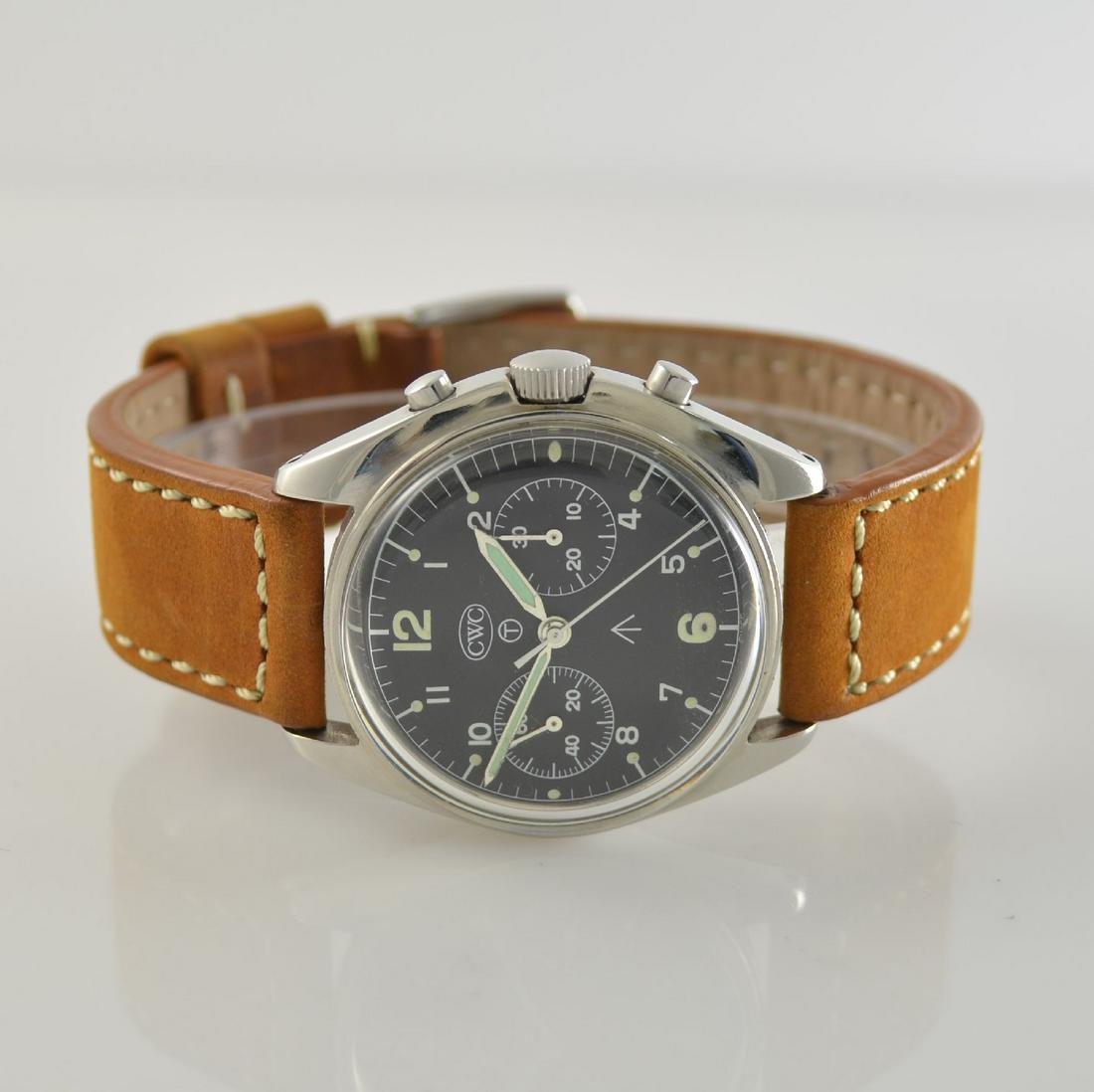 CWC aviation chronograph of the Royal Air-Force (1 of 8)
