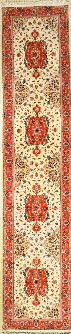 Fine Tabriz runner, Persia, approx. 30 years, wool with (1 of 1)
