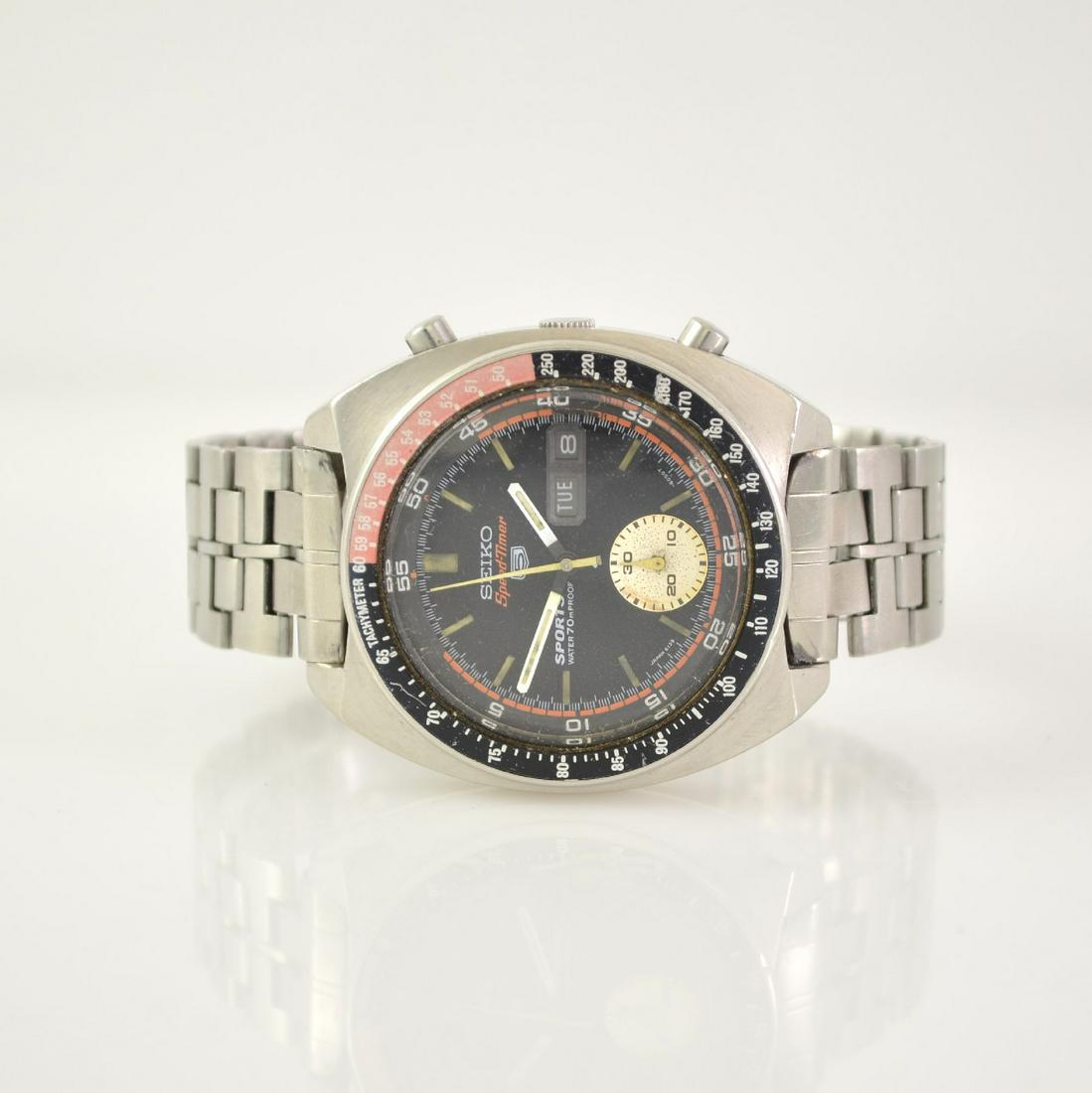 seiko 5 sports chronograph