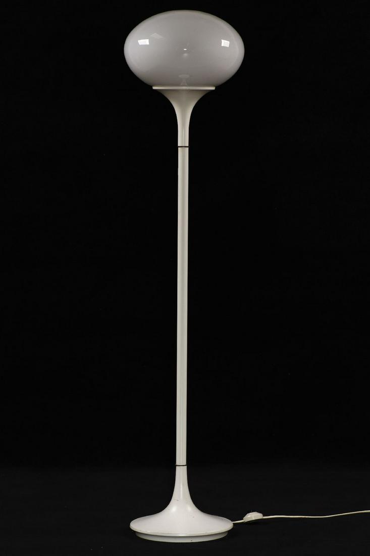 Floor lamp (1 of 1)