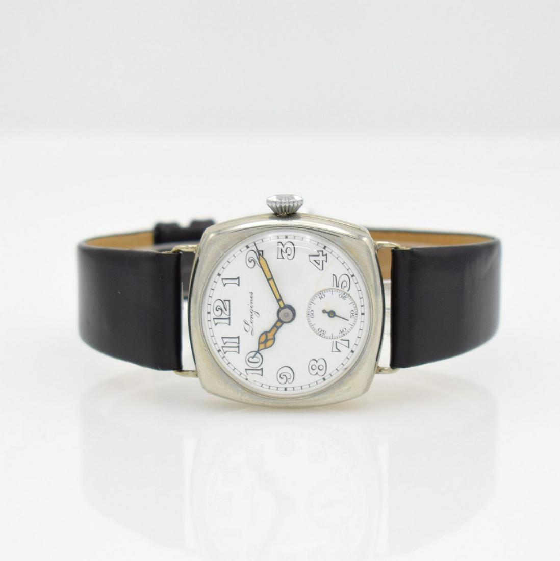 LONGINES early wristwatch in nickel case: LONGINES early wristwatch in nickel case, Switzerland around 1930, manual winding, 3- piece Carré-Cambré-case, two piece construction enamel dial hairlines, Arabic outline-numerals, constant second 