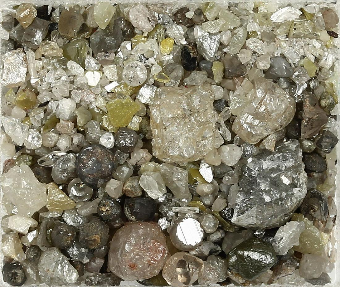 Lot loose raw diamonds (1 of 1)