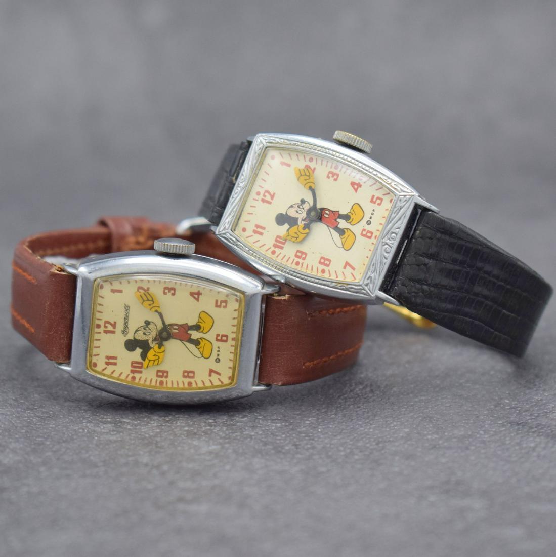 Mickey Mouse set of 2 wristwatches from Walt Disney: Mickey Mouse set of 2 wristwatches from Walt Disney Productions, USA 1940`s, manual winding, chrome-plated metal case abraded, snap on case back, pin-lever movement, 1 x marked Ingersoll, hands in for