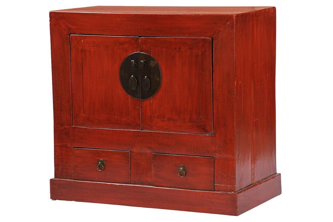 Chest of drawers, China (1 of 2)