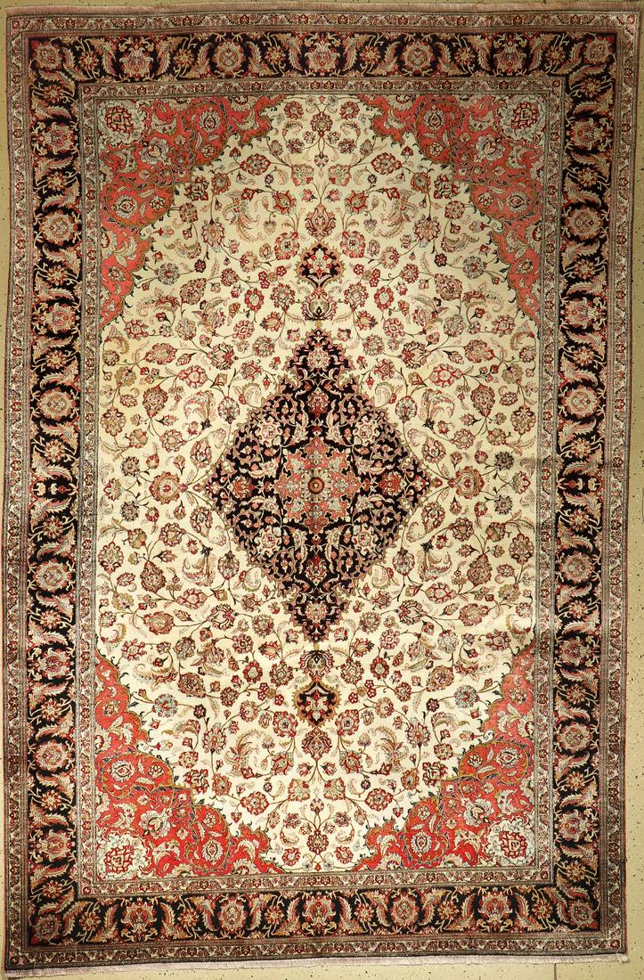 Qum silk fine, Persia, approx. 50 years, pure natural: Qum silk fine, Persia, approx. 50 years, pure natural silk, approx. 300 x 200 cm approx. 1.0million kn/sm, condition: 2.Rugs, Carpets & Flatweaves