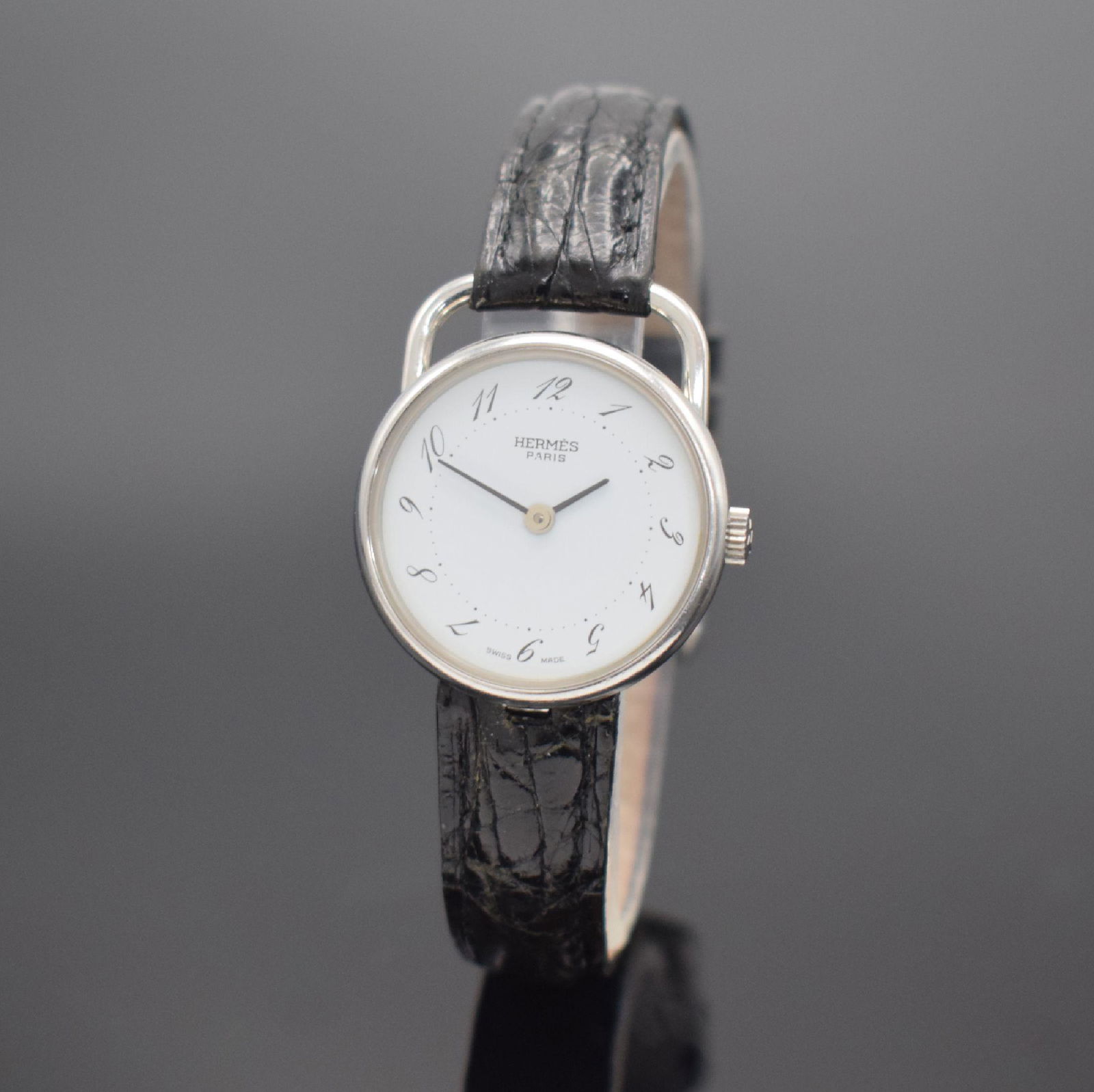 HERMES Paris ladies wristwatch in steel (1 of 3)