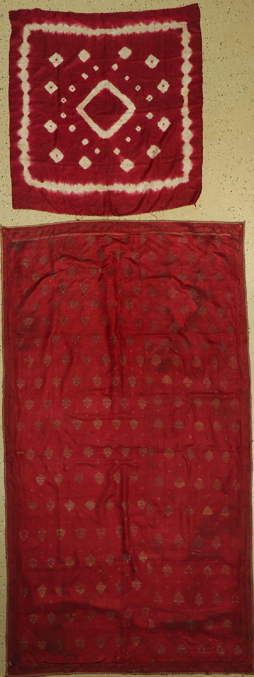 2 lots of Asian textiles, around 1900, silk, approx. 217 (1 of 1)