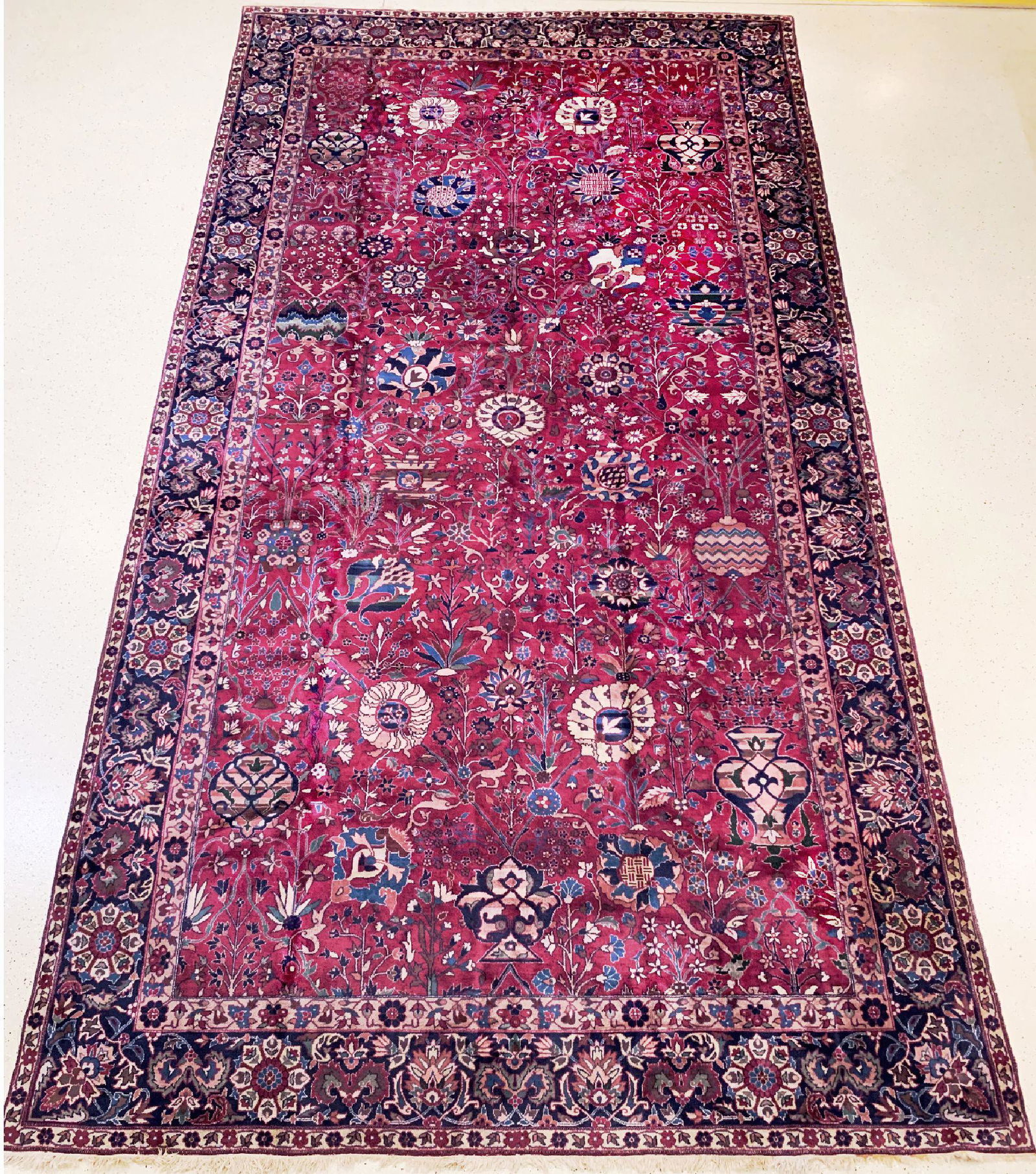 Agra palace carpet, India, around 1940/1950, corkwool (1 of 1)