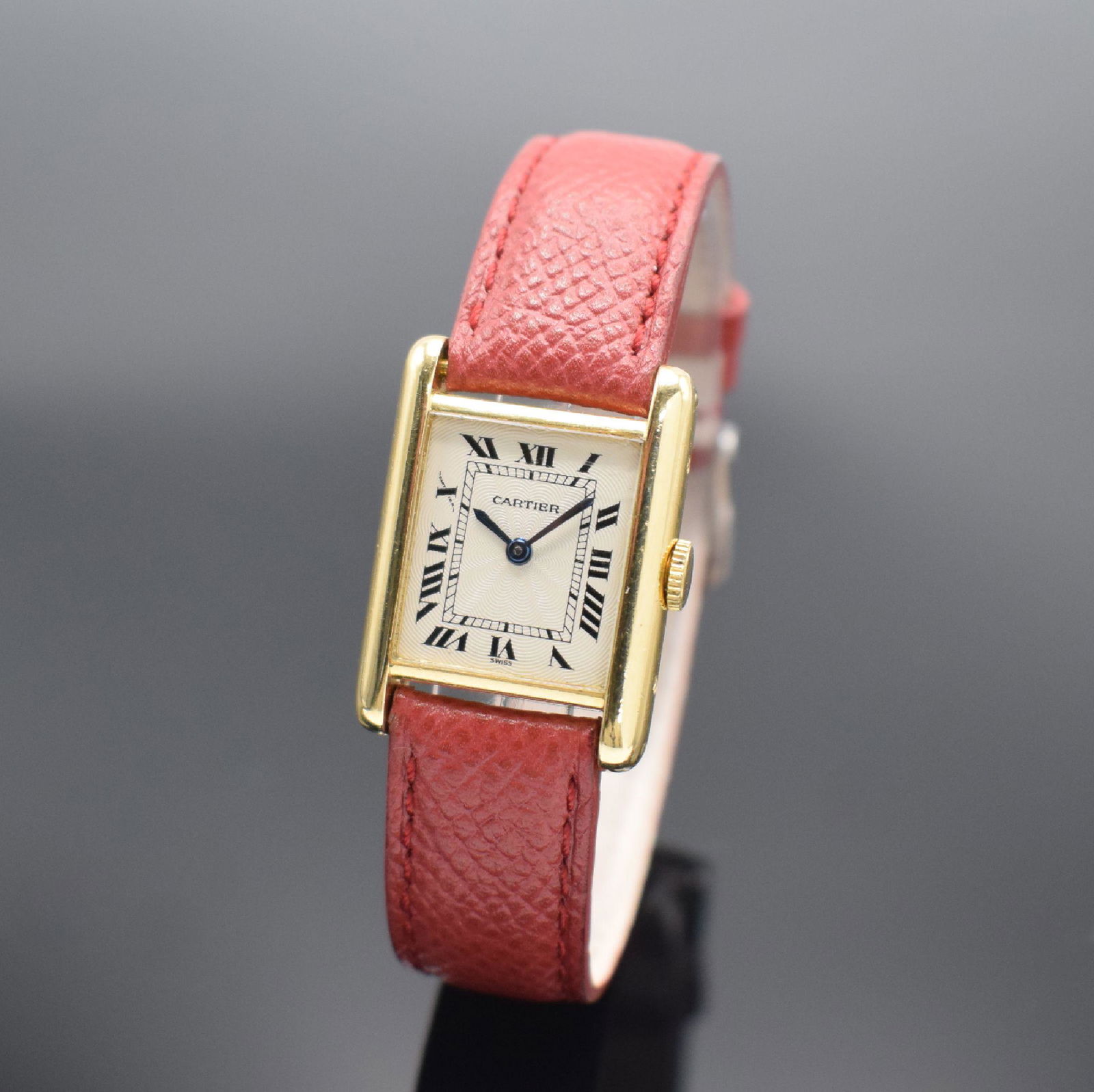 CARTIER Tank 18k yellow gold ladies wristwatch (1 of 4)