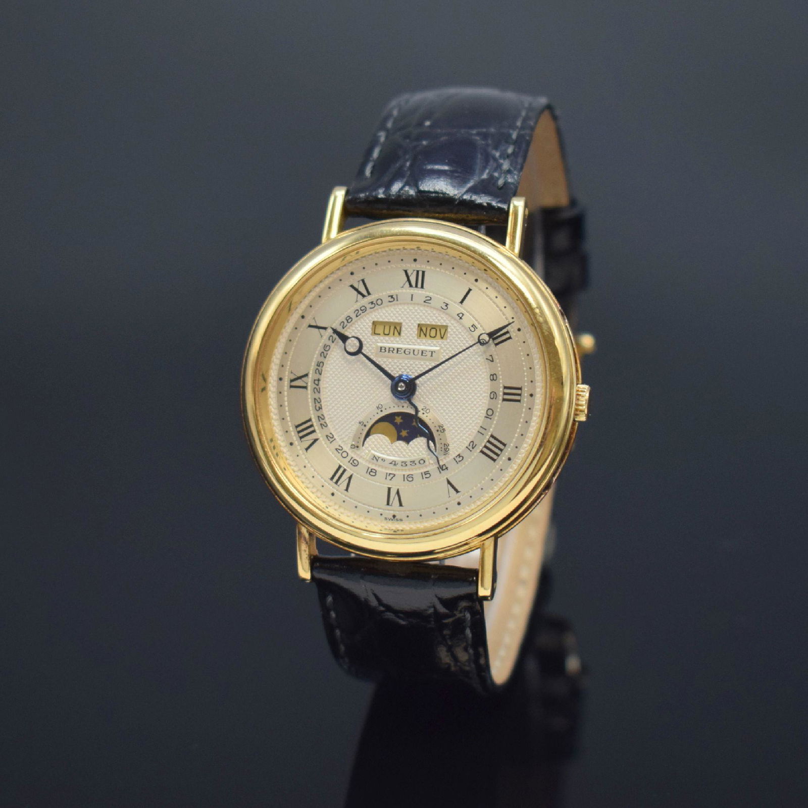 BREGUET 18k yellow gold gents wristwatch with calendar (1 of 9)
