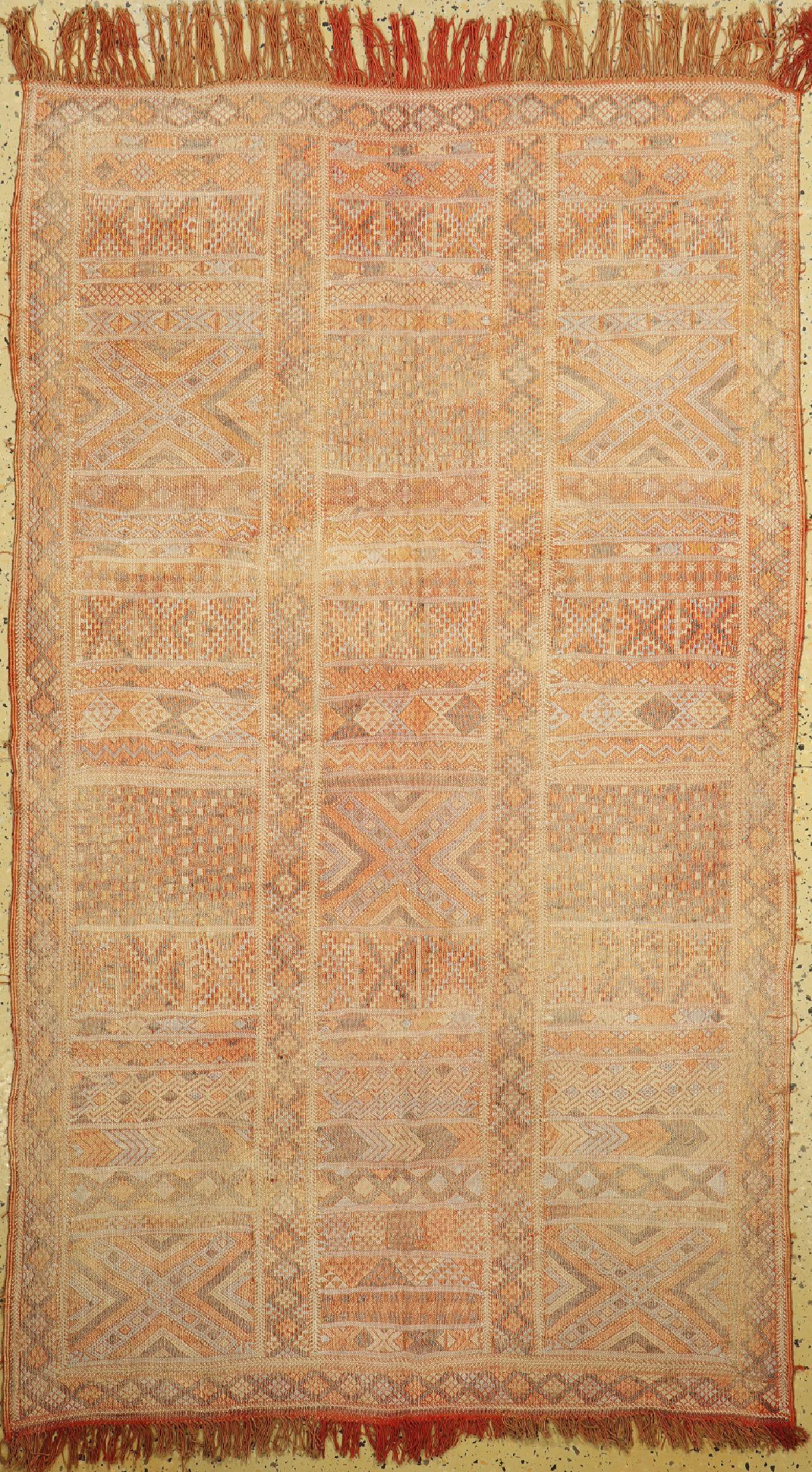 Silk Sumakh, Morocco, approx. 50 years, silk on cotton: Silk Sumakh, Morocco, approx. 50 years, silk on cotton, approx. 185 x 111 cm, condition: 1 -2. Rugs, Carpets & Flatweaves