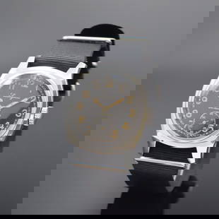LONGINES aviation-watch of Czech army in steel: LONGINES aviation-watch of Czech army in steel reference 23313, Switzerland around 1946, manual winding, large Carre-Cambre case, pressed down case back with military- engraving, fluted-turning bezel