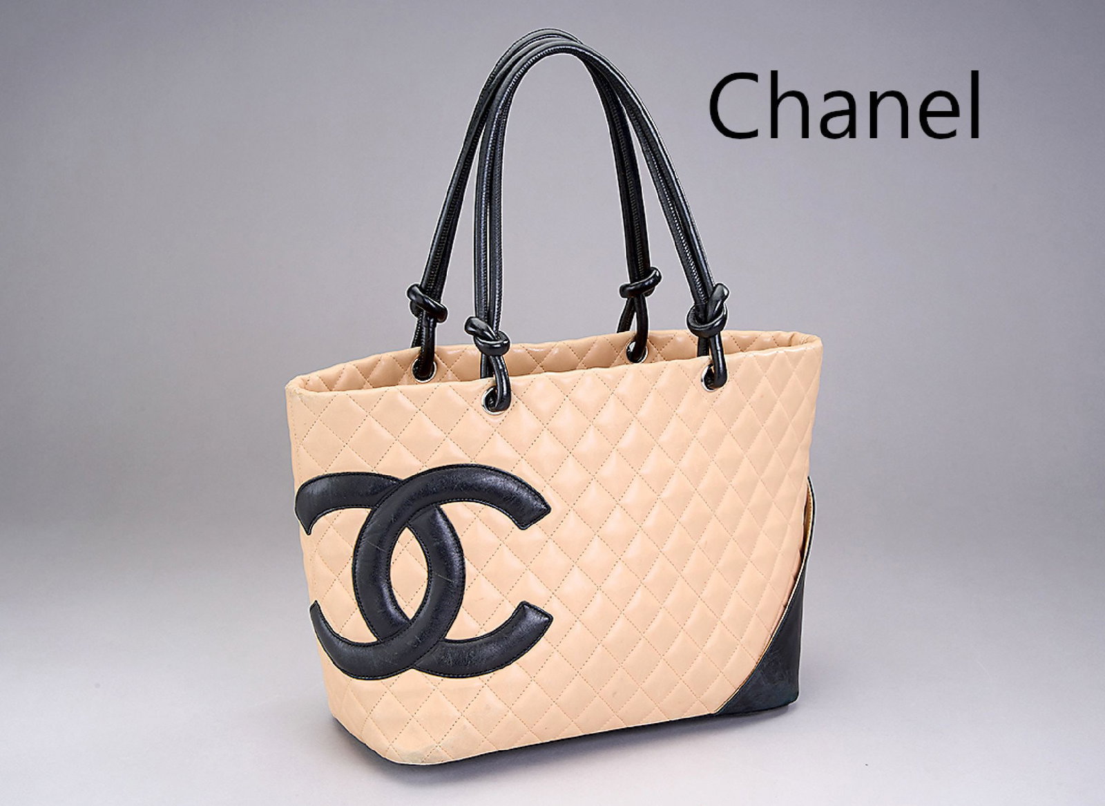 CHANEL tote Bag (1 of 1)