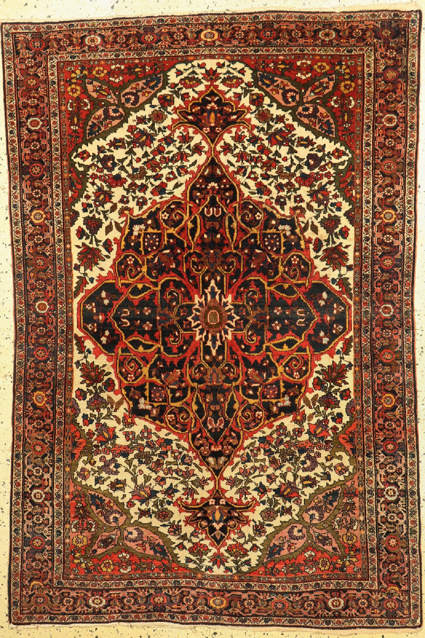 Antique Saruk#'Farahan#', Persia, around 1910/1920 (1 of 4)
