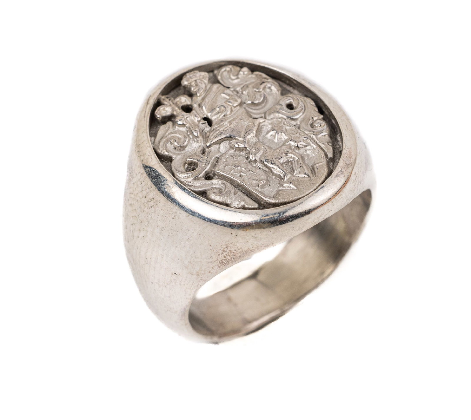 Signet ring: Signet ring , silver 925, oval ring head with presentation of a family coat of arms, ringsize 62, approx. 19.7 g