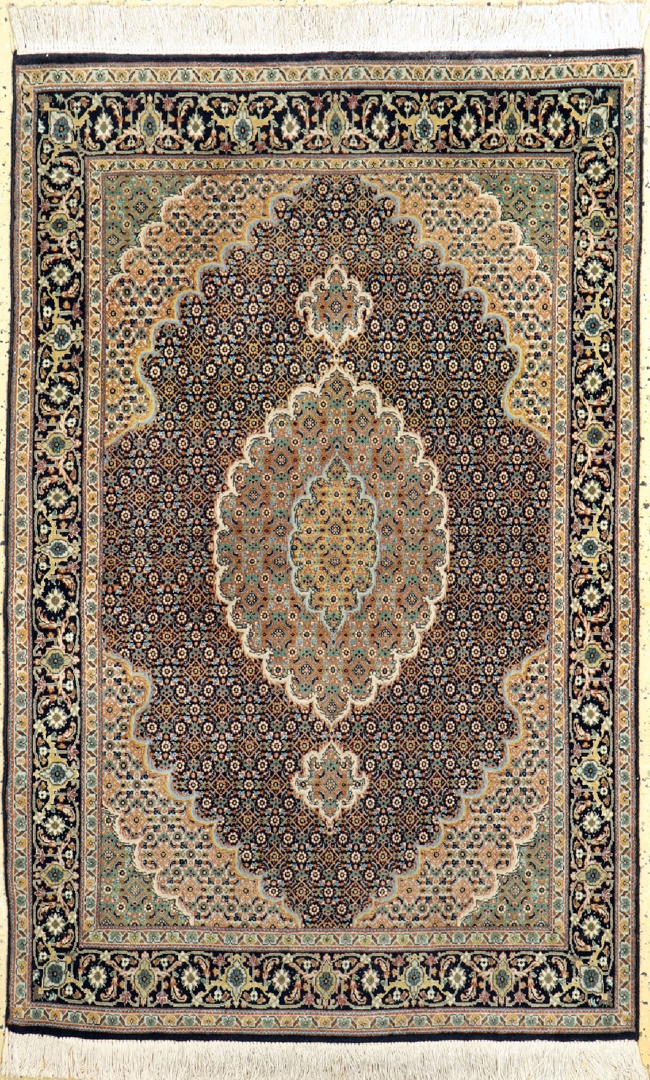 Tabriz fine(50 Raj), Persia, approx. 50 years,corkwool (1 of 5)