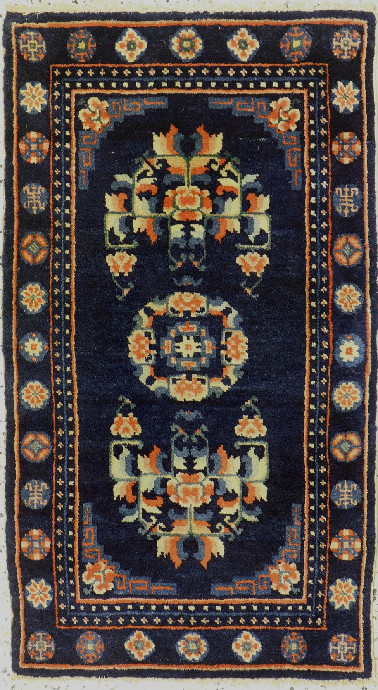 Antique Peking, China, around 1920, wool on cotton (1 of 5)