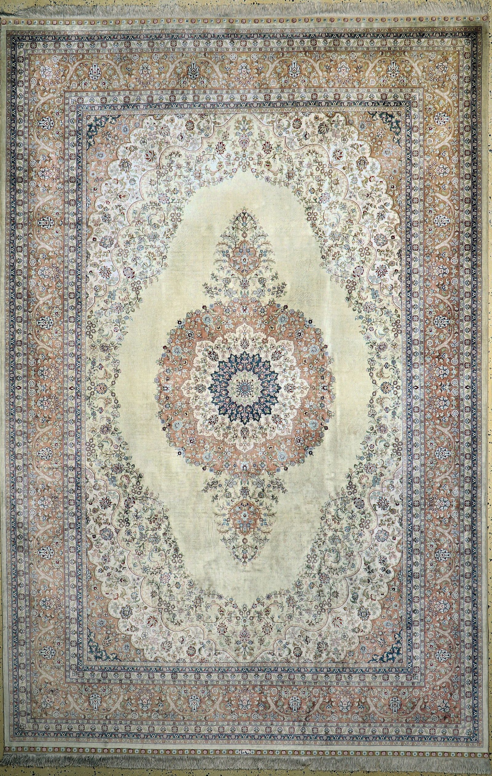 Hereke silk fine, China, approx. 40 years, pure natural (1 of 7)