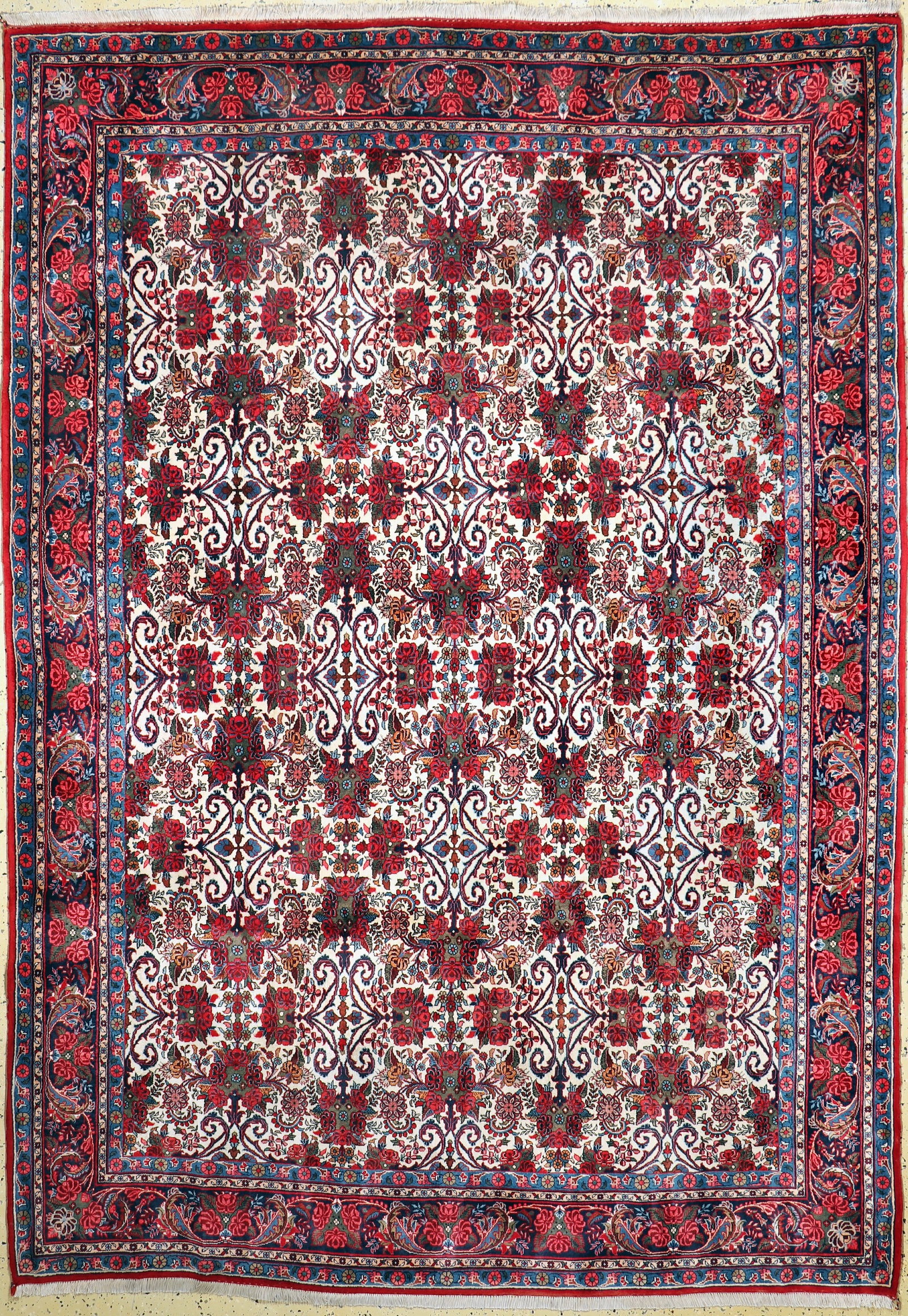 Bidjar cork fine, Persia, approx. 50 years, corkwool on: Bidjar cork fine, Persia, approx. 50 years, corkwool on cotton, approx. 330 x 220 cm, in need of cleaning, condition: 1-2. Rugs, Carpets & Flatweaves