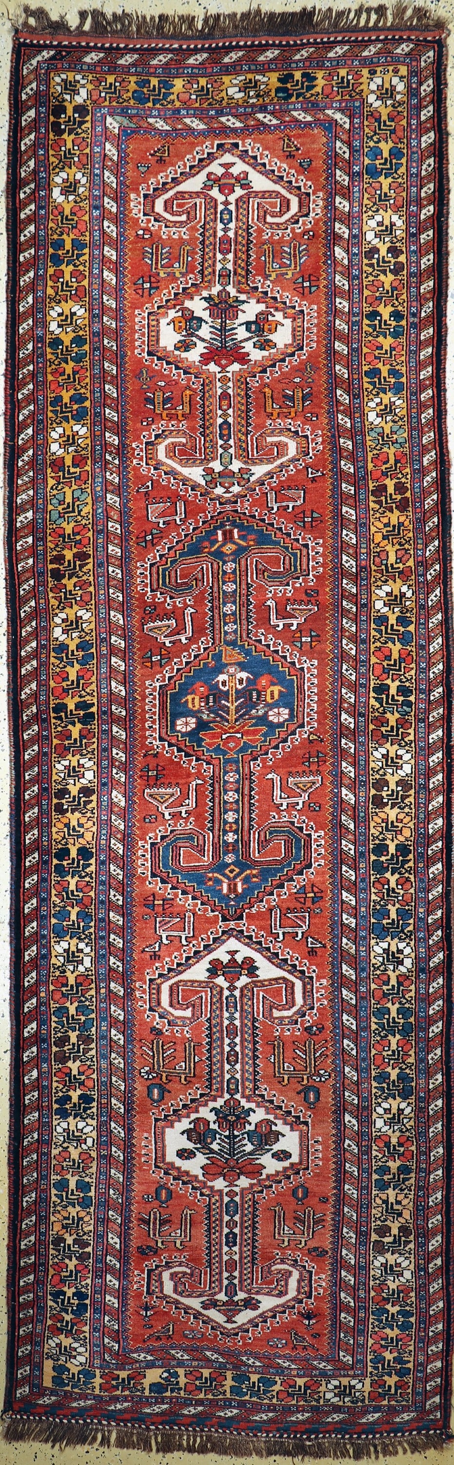 Ghashgai old, Persia, early 20th century, woolon wool: Ghashgai old, Persia, early 20th century, woolon wool, approx. 350 x 110 cm, condition: 2. Rugs, Carpets & Flat weaves.
