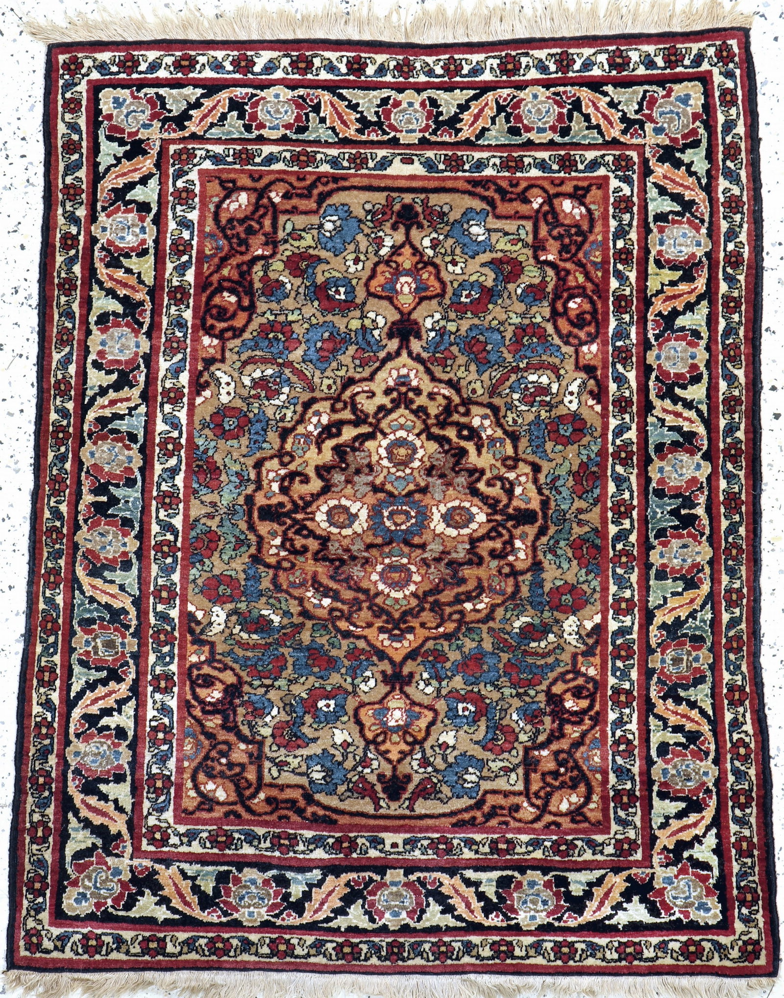Antique Semnan, Persia, around 1900, wool on cotton: Antique Semnan, Persia, around 1900, wool on cotton, approx. 120 x 100 cm, condition: 1-2, from collection liquidation. Orientalrugs, Carpets, Textiles and Flatweaves