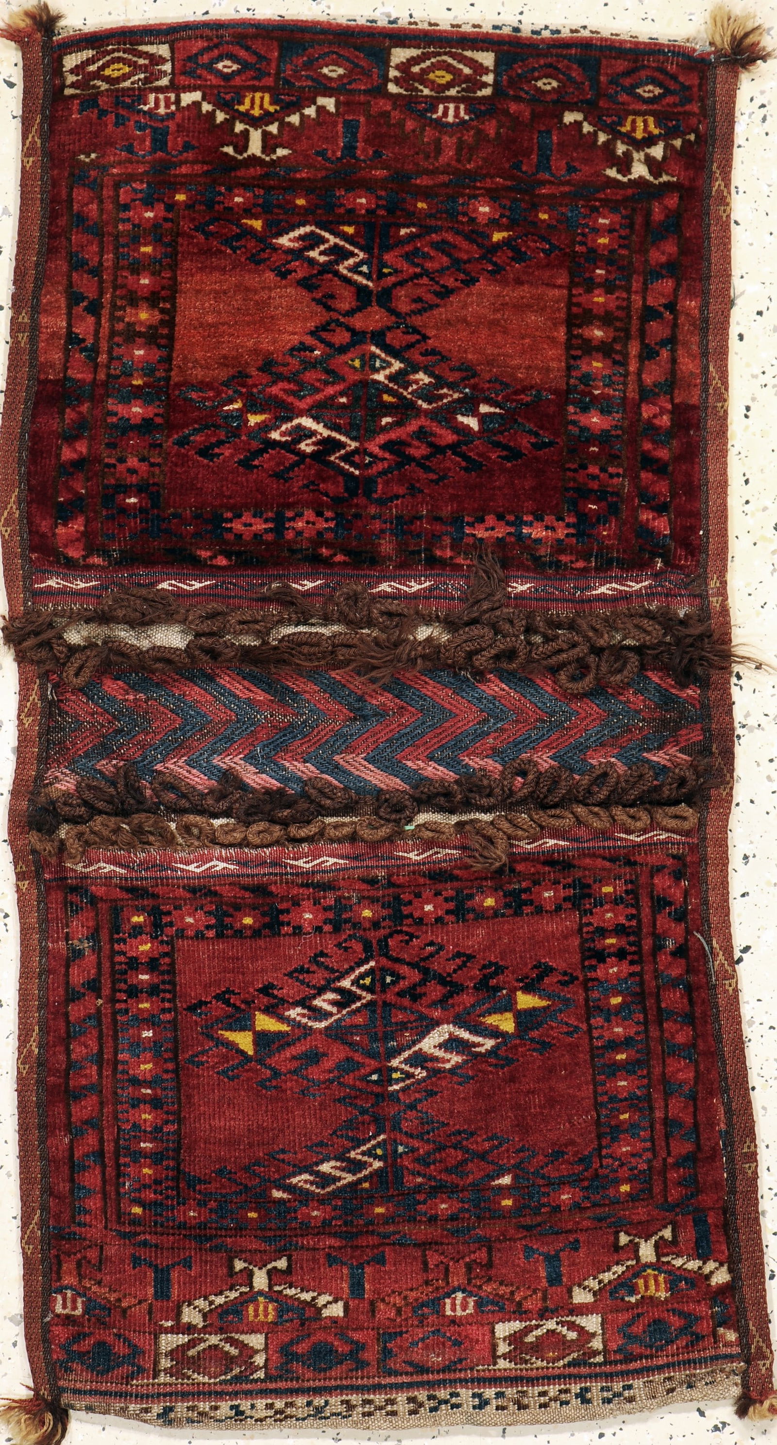 Ersari double bag antique, Turkmenistan, around 1900 (1 of 5)