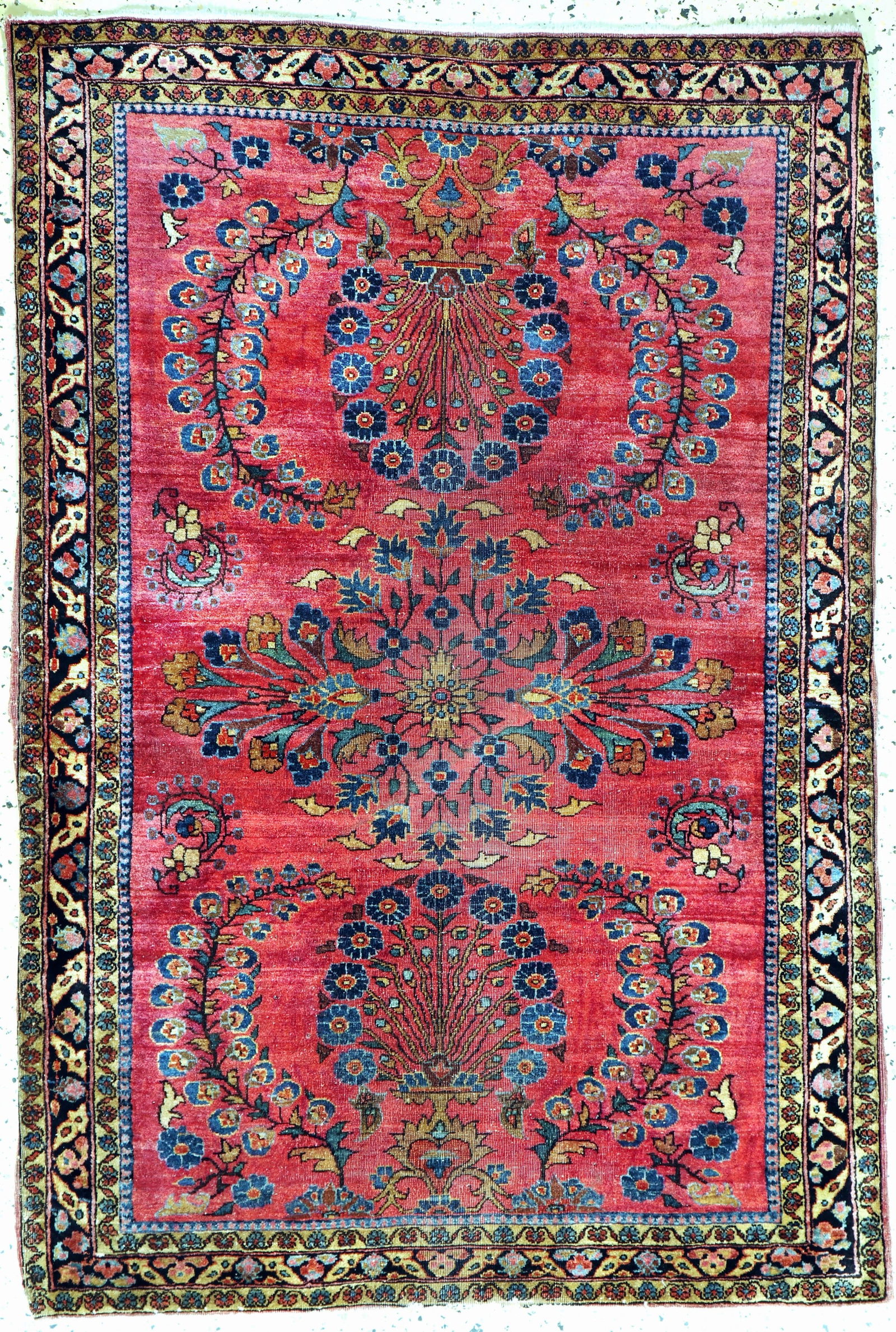 US Re-Import Saruk, Persia, around 1900, wool on cotton (1 of 5)