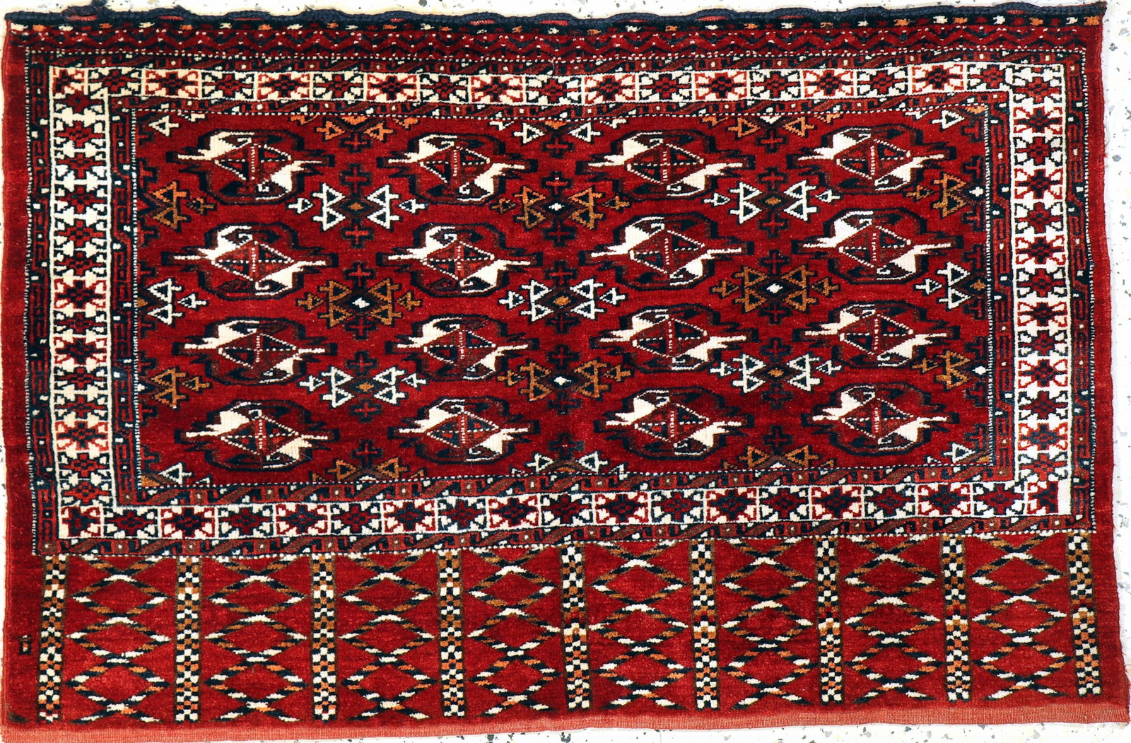 Buchara Jowal, Turkmenistan, mid -20th century: Buchara Jowal, Turkmenistan, mid -20th century, wool on wool, approx. 113 x 73 cm, condition: 2. Rugs Carpets & Flatweaves condition Overall condition 1 almost perfect condition or as good as new. 2 s