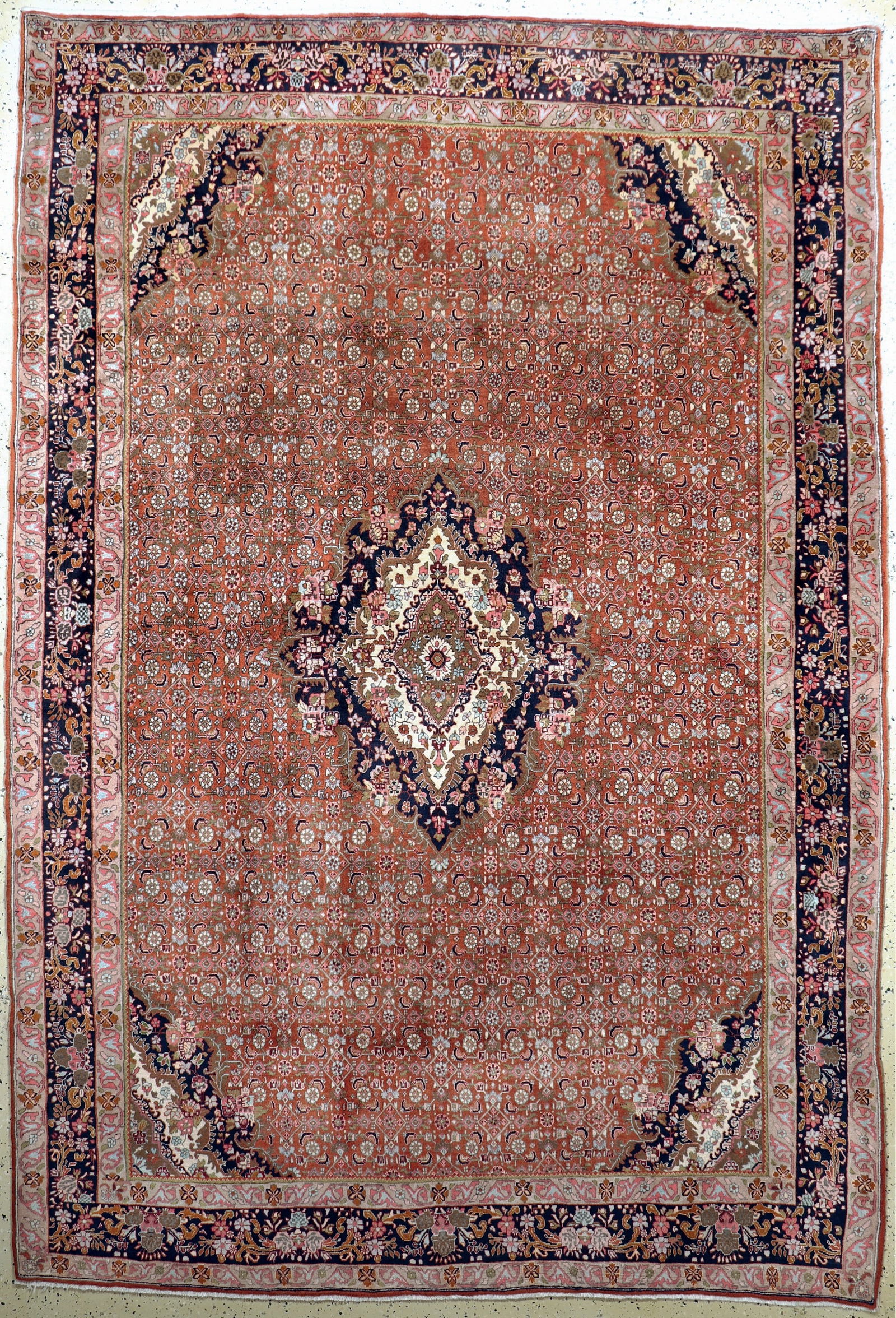 Bijar fine old, Persia, mid -20th century, wool on (1 of 8)